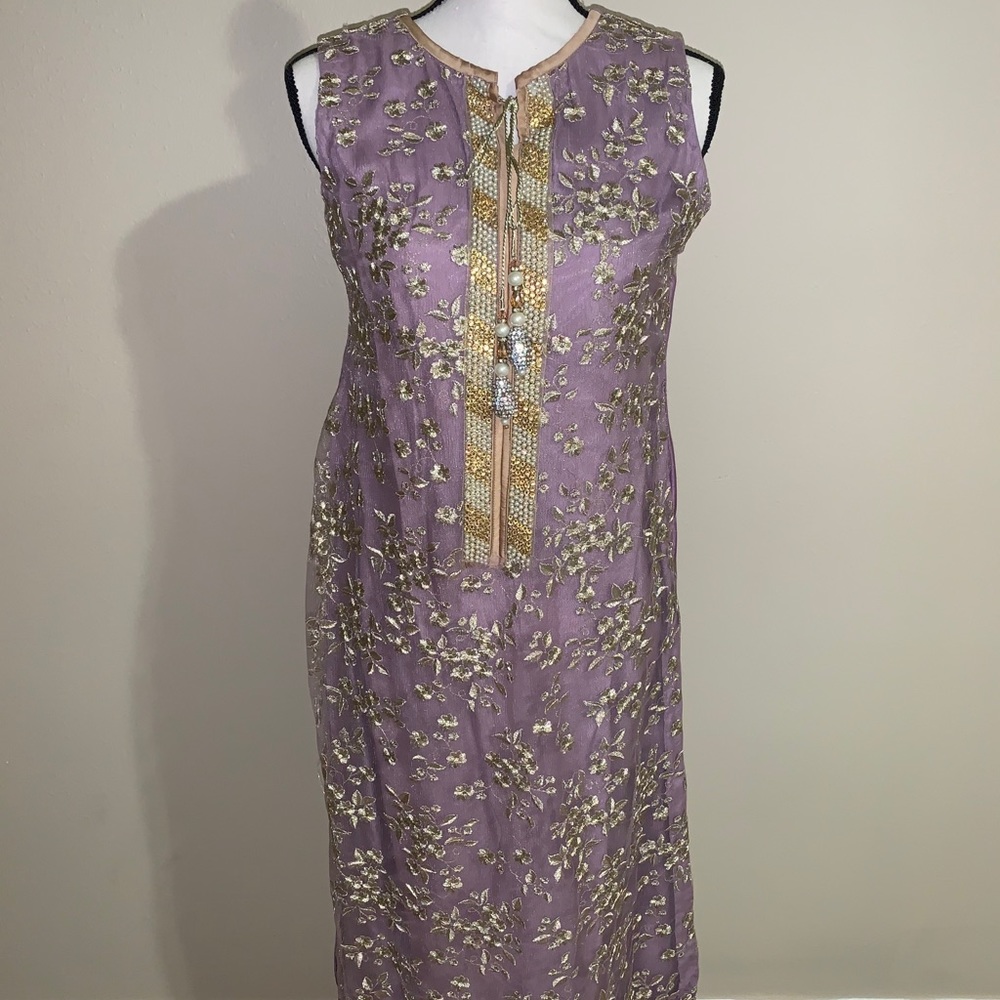 Pakistani outfit- Lavender top with dupatta
